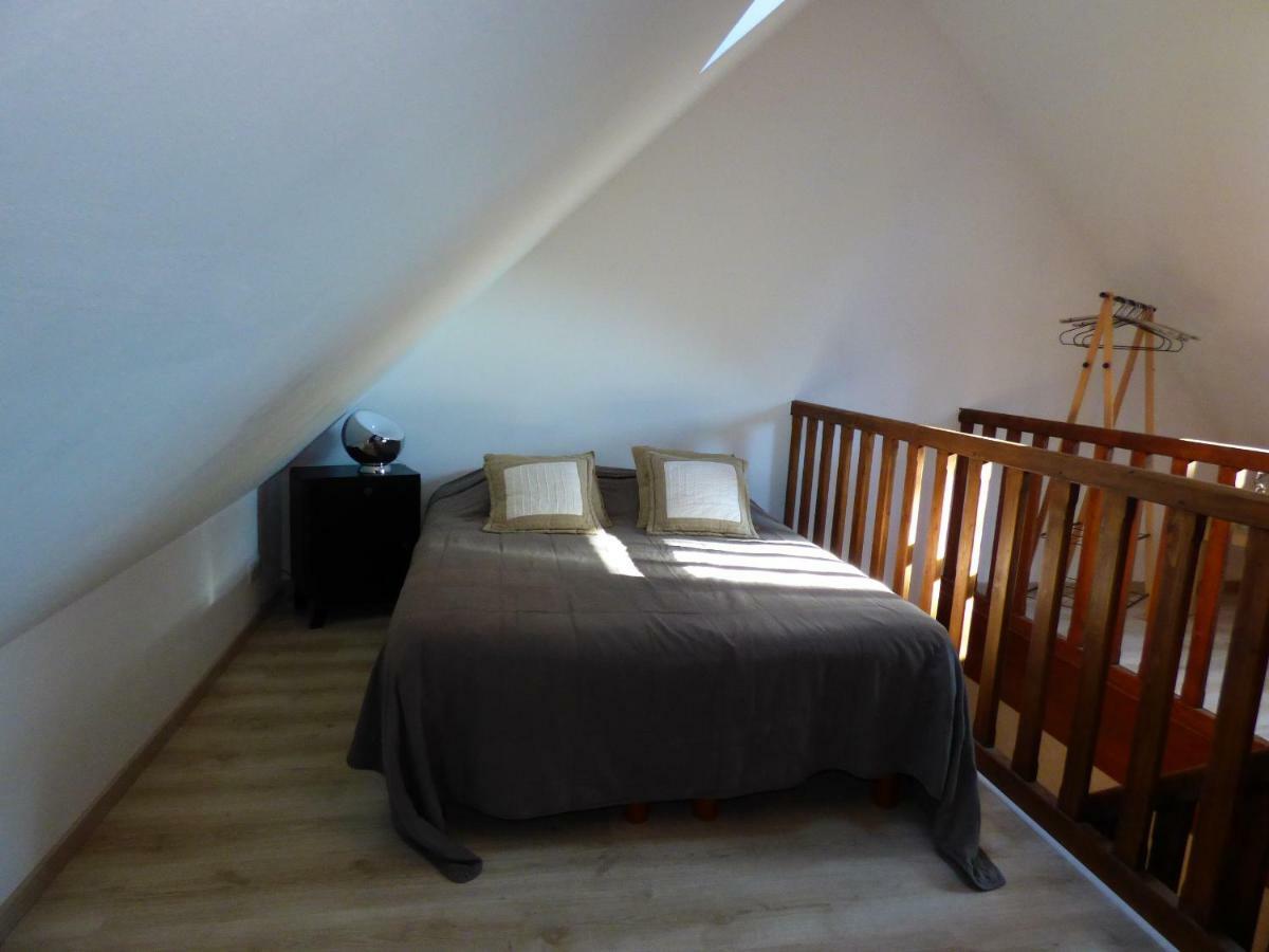 Chambres D'Hotes Les Muscaris Feins-en-Gatinais Exteriör bild